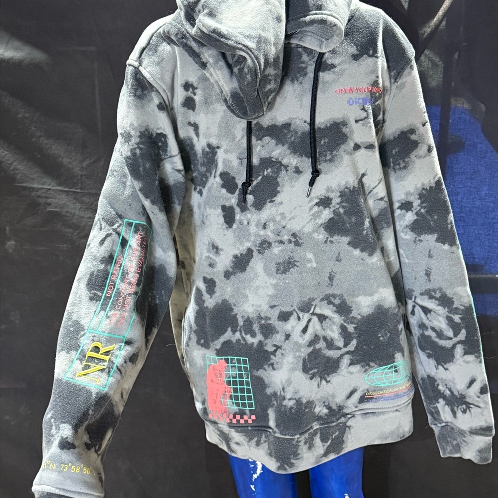 Brooklyn Clothing Gray Tie-Dye Graphic Hoodie